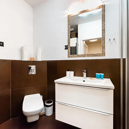 דירה Mokotow Sunlight By Bookinghost *